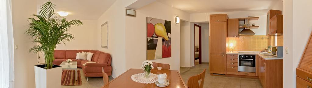 Apartman Roza Rogoznica  Kültér fotó